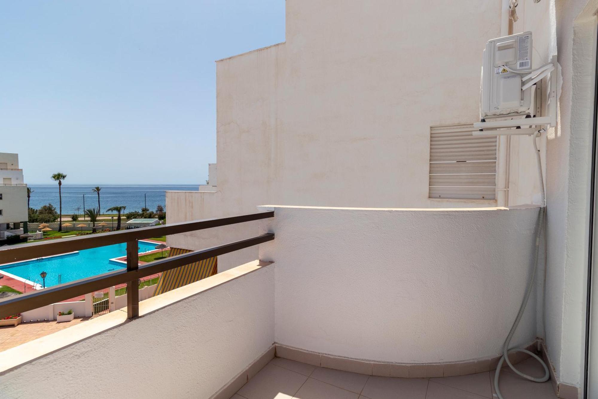 Rentitspain Moderno Apartamento Calaverde Frente Al Mar Salobrena Exterior photo